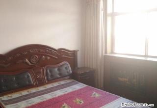 万家置业西门口5楼，75平米，2室1厅，简装带简单家具 - 平凉28生活网 pl.28life.net